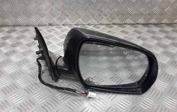 Nissan Murano Z50 Front door electric wing mirror 