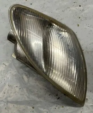 Renault Megane I Front indicator light 88201095