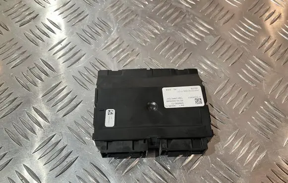 BMW 5 G30 G31 G38 Air conditioner control unit module 9484592