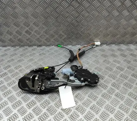 Lexus LS 460 - 600H Rear door lock 6906050110