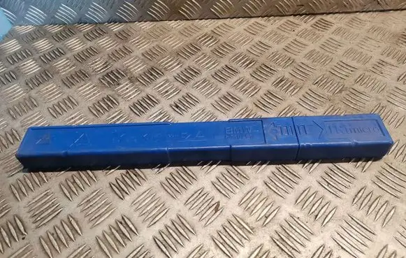 BMW 1 E81 E87 Tool box 6770487