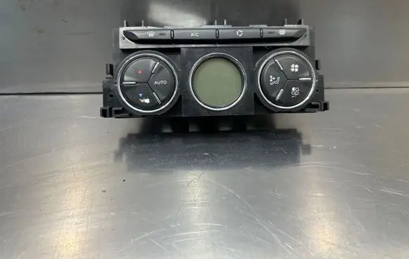 Citroen DS3 Climate control unit 96753994XT 400018001 S682H70