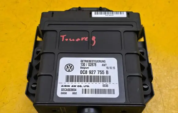Volkswagen Touareg II Gearbox control unit/module 0C8927755B