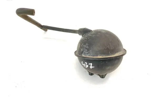 Audi 100 S4 C4 Vacuum air tank 054129808