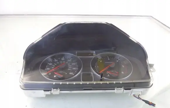 Volvo V50 Speedometer (instrument cluster)