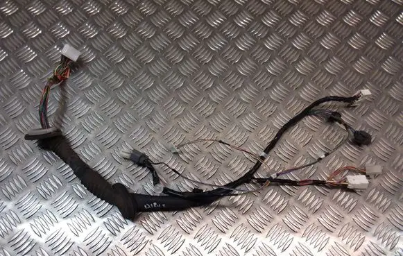 Subaru Legacy Front door wiring loom 81820AG350