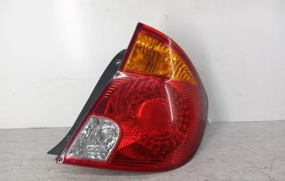 Hyundai Accent Rear/tail lights 92402257