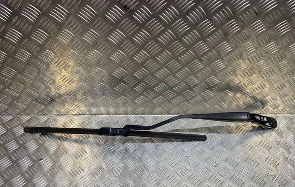 Volvo V40 Windshield/front glass wiper blade 