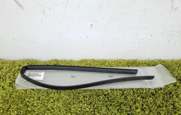 Toyota Yaris Engine compartment rubber 53395-0d030