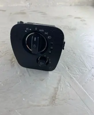 Mercedes-Benz CLS C219 Light switch A2195450604 04059230