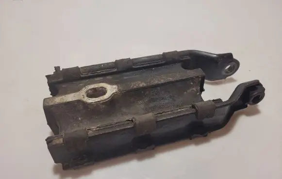 Volvo V60 Engine mount bracket 31262935