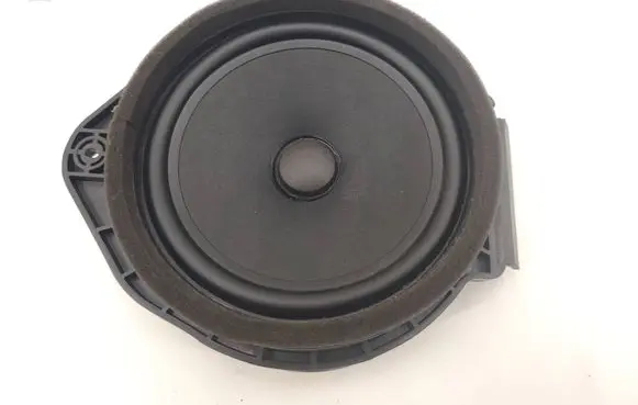 Opel Mokka X Front door speaker 13350329
