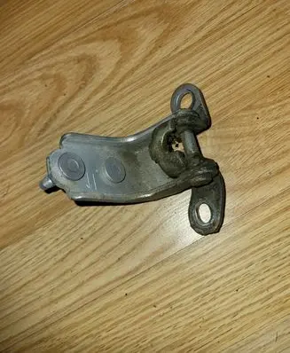 Honda Accord Rear door lower hinge