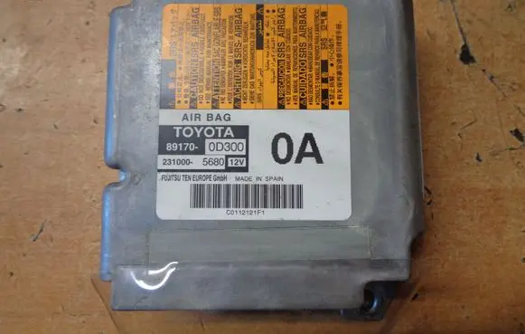 Toyota Yaris Airbag control unit/module 891700D300
