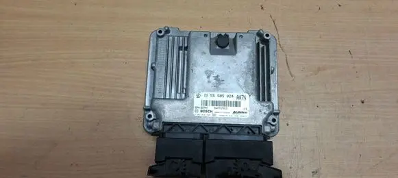 Opel Insignia A Engine control unit/module 55579447