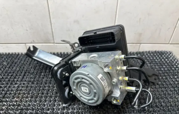 Honda Jazz IV GR ABS Pump 57110TZBJ111M1