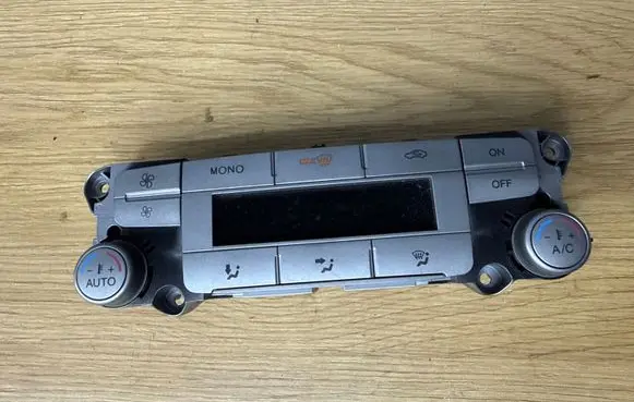 Ford Mondeo MK IV Climate control unit 7S7T18C612AK