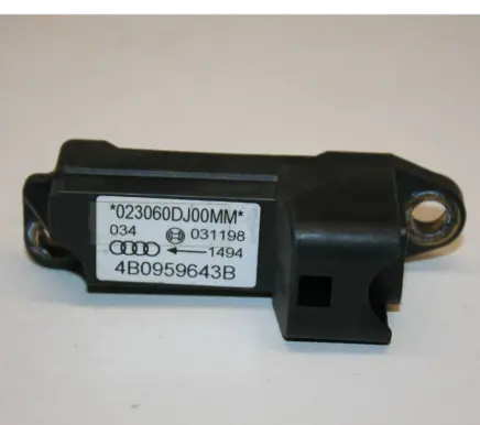 Audi A6 S6 C5 4B Airbag deployment crash/impact sensor 4B0959643B 031198 023060DJ00MM