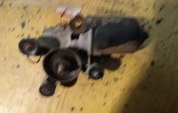 KIA Shuma Front wiper linkage and motor