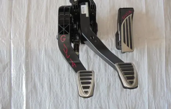 Alfa Romeo Giulia Pedal assembly 