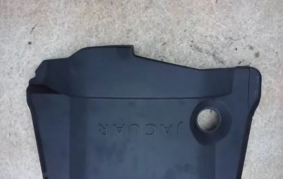 Jaguar XF X250 Engine cover (trim) 4R836A949AB 2135