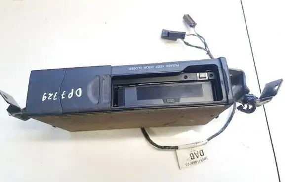 Ford Focus CD/DVD changer 3s7t18c830ad 3s7t-18c830-ad