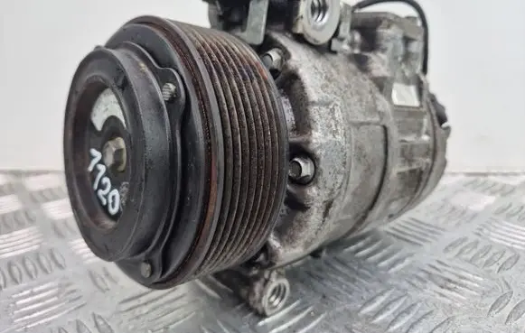 BMW 5 F10 F11 Air conditioning (A/C) compressor (pump) 9165808 225270