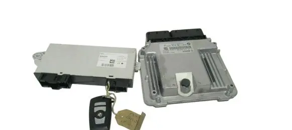 BMW 5 F10 F11 Engine control unit/module 9268752