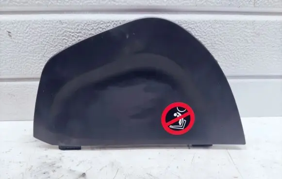 Volvo V70 Dashboard glove box trim 09164898 27254