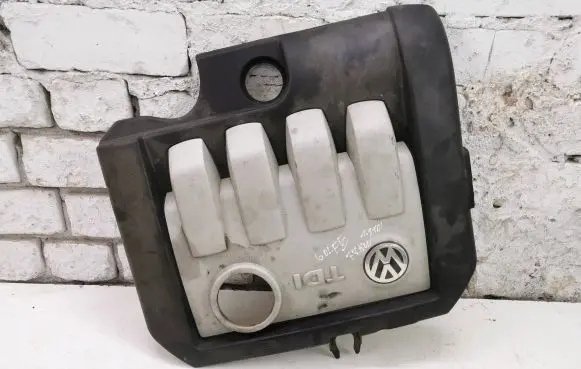 Volkswagen Golf V Engine cover (trim) 03G103925AJ 03G103925AN