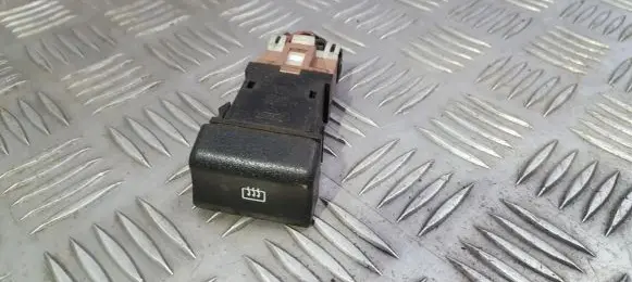 Nissan Primera Windscreen/window heater switch