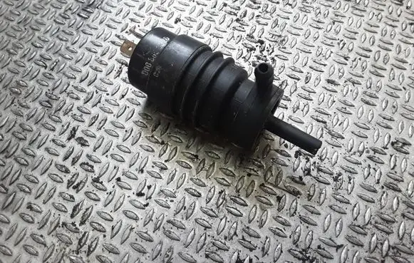 Mercedes-Benz Sprinter W901 W902 W903 W904 Windscreen/windshield washer pump 0008603326