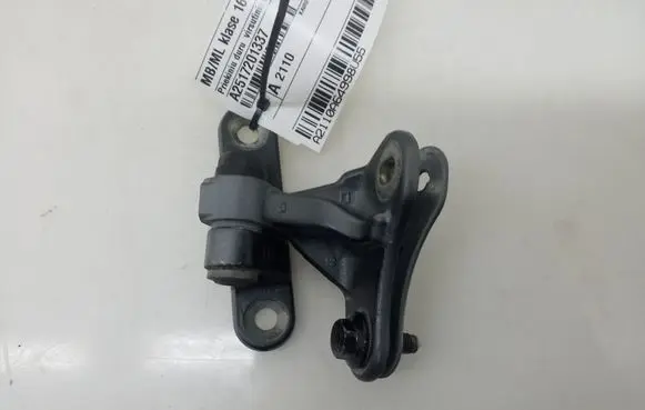 Mercedes-Benz ML W164 Front door upper hinge A2517201337