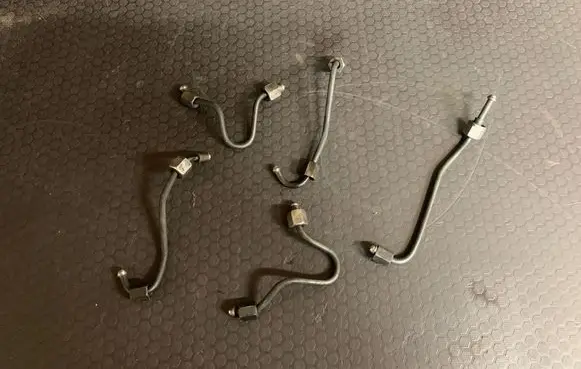 Opel Vectra C Fuel injector supply line/pipe 