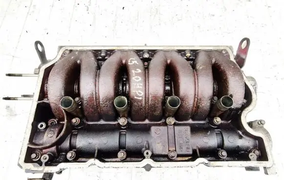 Engine head
