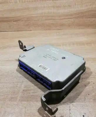 Nissan X-Trail T30 Engine control unit/module ECU 478509h410
