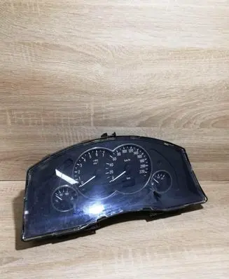 Opel Meriva A Speedometer (instrument cluster) 13173382XU 110080162027