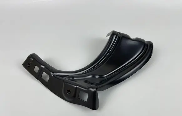 Volkswagen Tiguan Fender mounting bracket 571821136