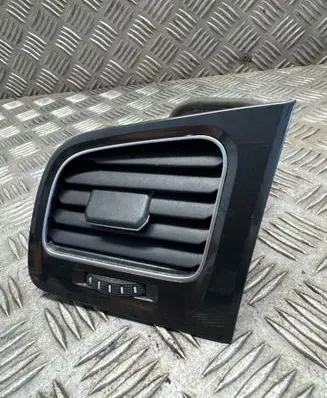 Volkswagen e-Golf Dashboard side air vent grill/cover trim 5G1819247 5G1819709