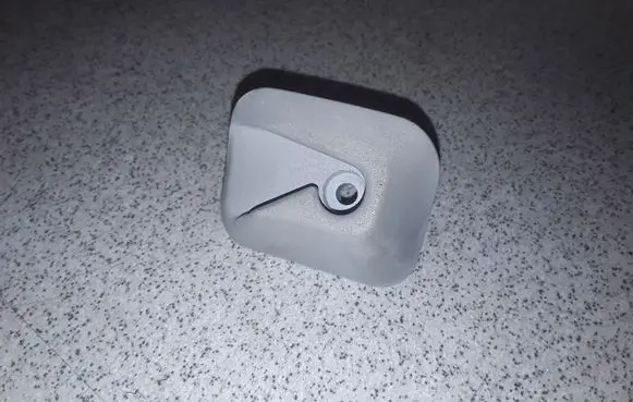 BMW 5 E39 Parcel shelf load cover mount bracket 8198057