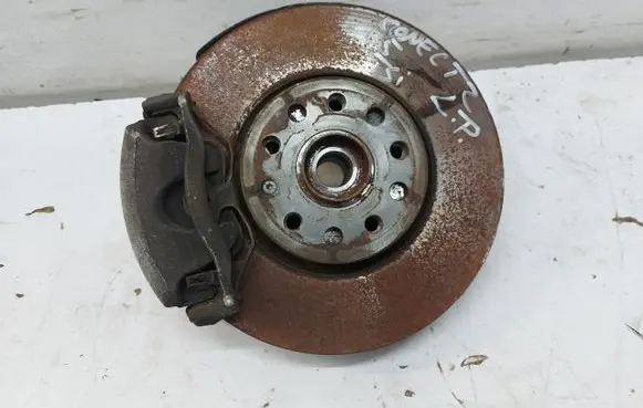 Front wheel hub