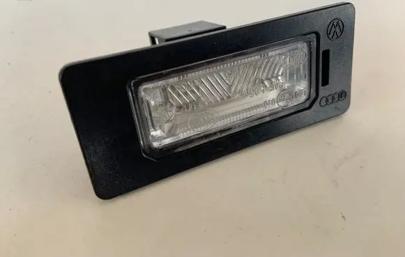 Audi A4 S4 B8 8K Number plate light 8T0943021