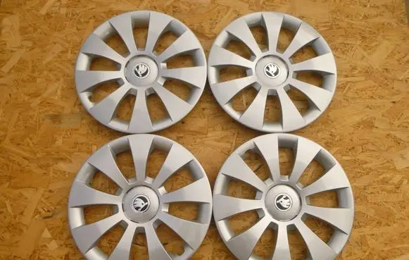 Skoda Superb B8 (3V) R16 wheel hub/cap/trim 3V0601147