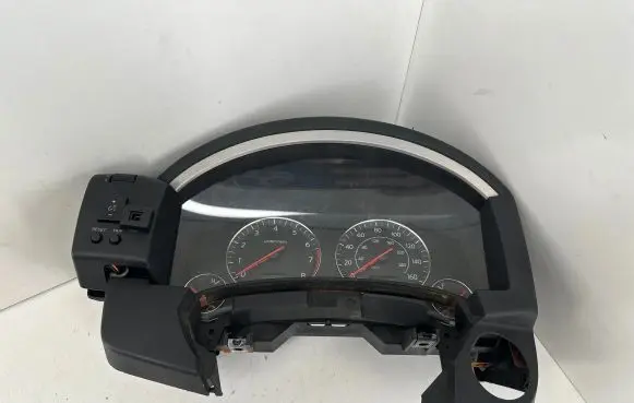 Infiniti FX Speedometer (instrument cluster)