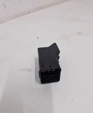 Volkswagen PASSAT B6 Other relay