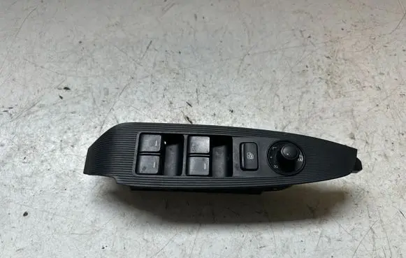 Mazda CX-5 Electric window control switch