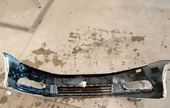 Volkswagen PASSAT B7 Front bumper 3AA807221