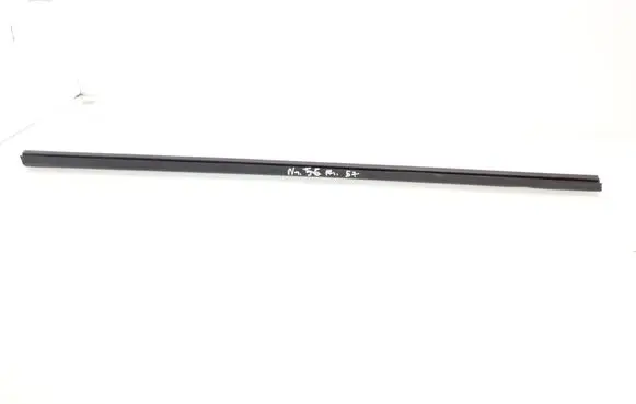 Volvo XC70 Front door glass trim molding 