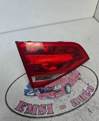 Tailgate rear/tail lights