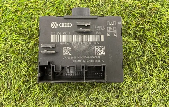 Audi A5 8T 8F Door control unit/module 8T0959795J 8T0959795 8T0959795B